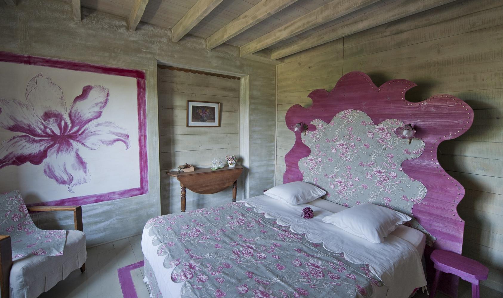 Une chambre raffin&eacute;e, originale o&ugrave; il fait bon dormir!